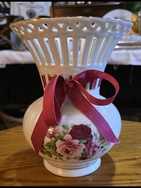 Vintage Formalities By Baum Bros Victorian Rose Porcelain Vase 7.5"